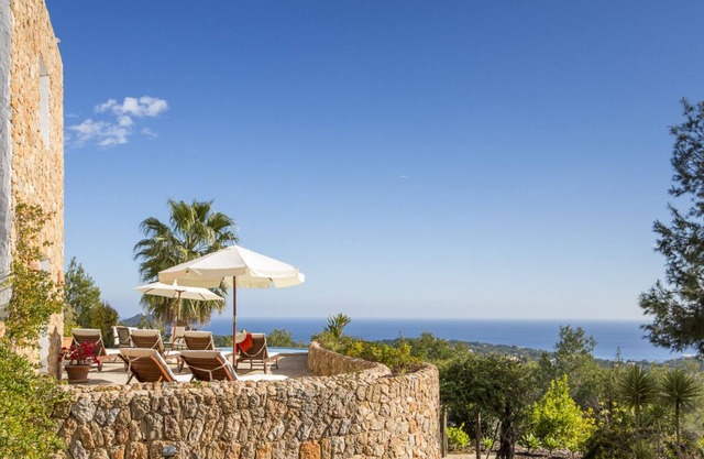 Ibiza Finca holiday with breathtaking panoramic sea views