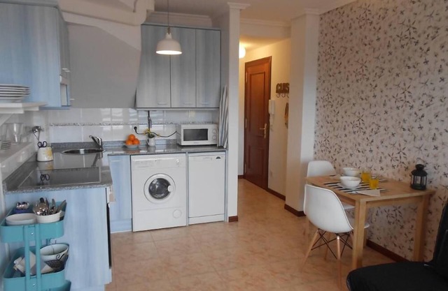 Ideal for couples . Beautifull views in San Vicente de la Barquera