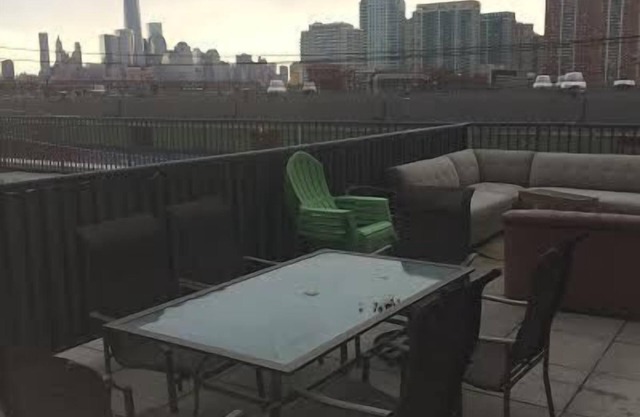 Ideal 2,225 Sq Ft 4 Br/2 Ba For Super Bowl Rental. Sleeps 4-11 With Huge Patio