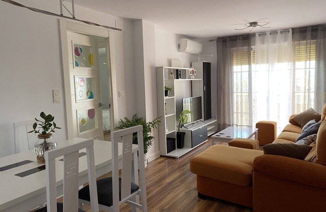 Ideal apartment for families right next to subway and bus.