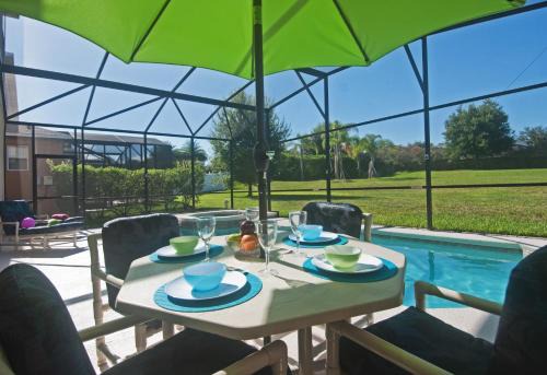 Ideal for Families - Arcade Gaming Room - South Facing Pool - Spa - Nr Disney - FREE Welcome Pack