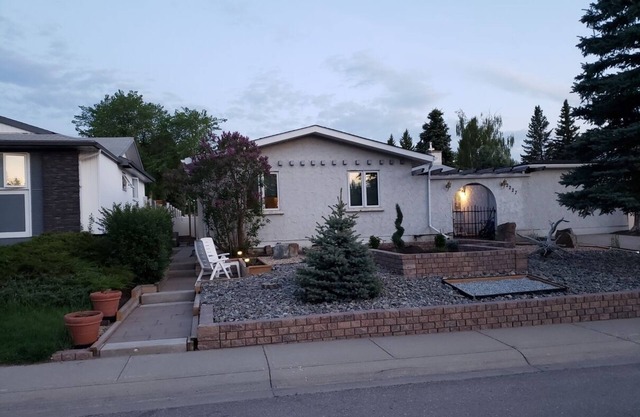 Ideal furnished 550 sq. ft legal conforming basement suite with bright interior.