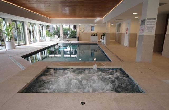 Ideal getaway for couples and small families. Located opposite main beach.