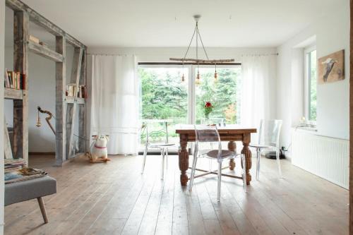 Idyllic Home Between Fields And Elbe Dyke