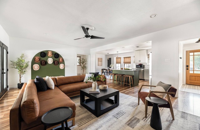 IG-Worthy TX Oasis: Gated Pool + Fire Pit + Putt Putt + Game Room