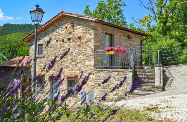 Il Capannino - house with shared jacuzzi and sauna (Agriturismo Vezzano)