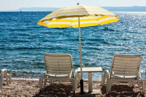 Illustrious Brac Villa 6 Bedrooms Villa Bol Waterfront Private Pool & Balcony With Beautiful Views Bol