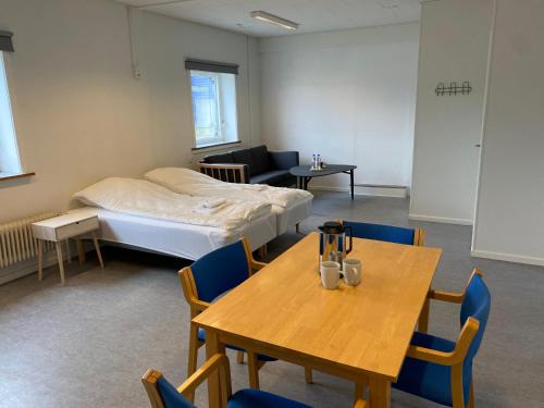 Ilulissat Harbour Stay