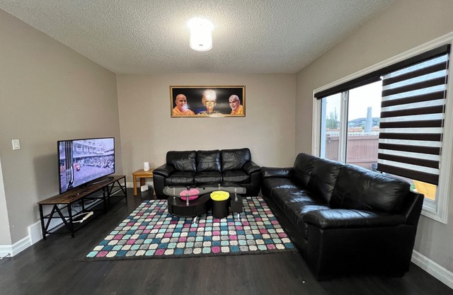 Imagine Relaxing in a Beautiful Home!