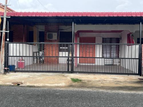 imani homestay taman ira kangar perlis