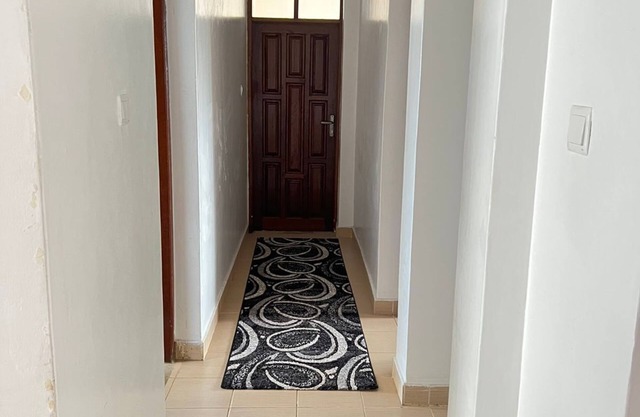 Impeccable 3-Bed Apartment in Mombasa