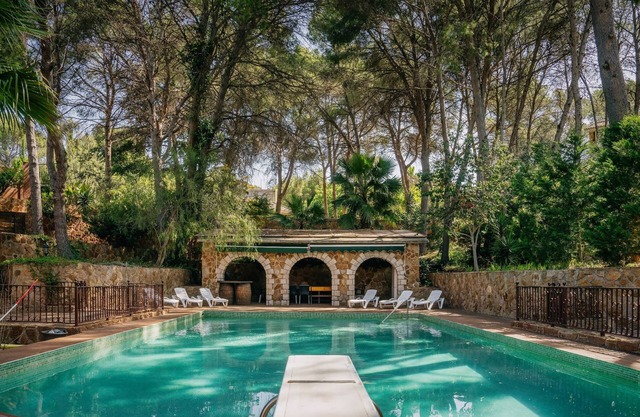 Impressive chalet in a quiet rural area near to the beach