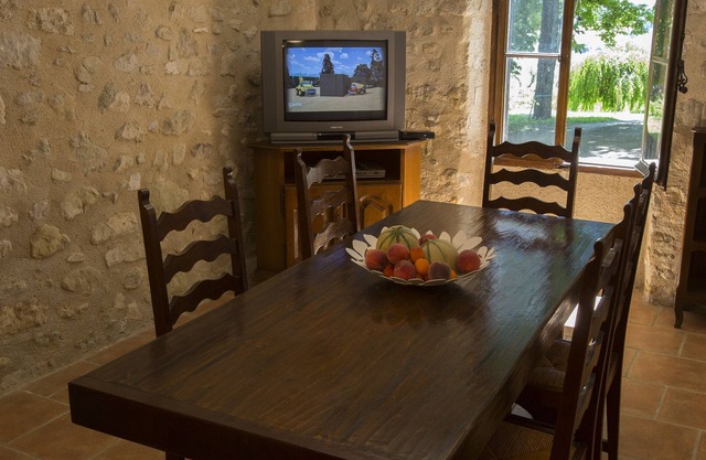 In a mansion of the nineteenth century, cottage for 5 people