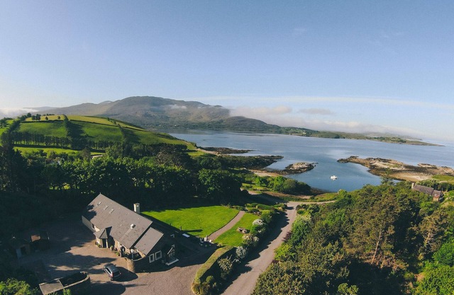 IN?EAR SCÉINE., family friendly in Tuosist, County Kerry