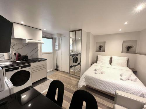 In The Heart Of The City - Cosy Studio - Close to RER