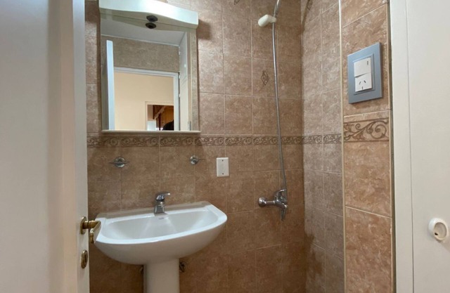 IN THE HEART OF DOWNTOWN MENDOZA. SPACIOUS, EXCLUSIVE AND COMFORTABLE APARTMENT IN MENDOZA.