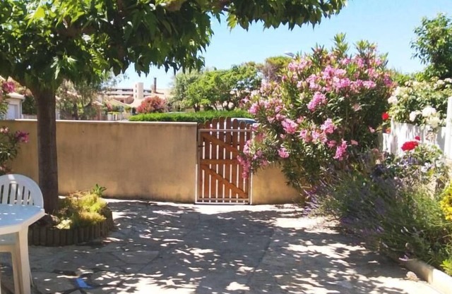 In the sun of Palavas-Les-Flot, ideal for family vacations