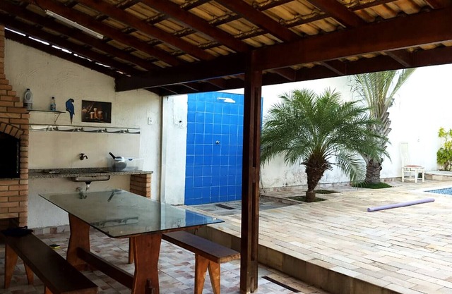 Incrível casa com churrasq e piscina em Peruíbe
