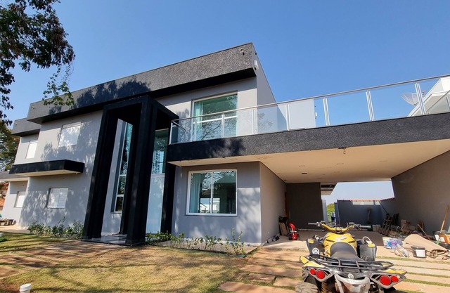 * INCREDIBLE MANSION IN RIVIERA DE SANTA CRISTINA XIII WITH PARTY FACILITIES *