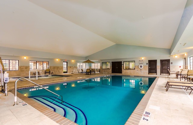 Indoor Pool & Hot Tub. Free Breakfast. Only 2 Min from University of North Dakota.