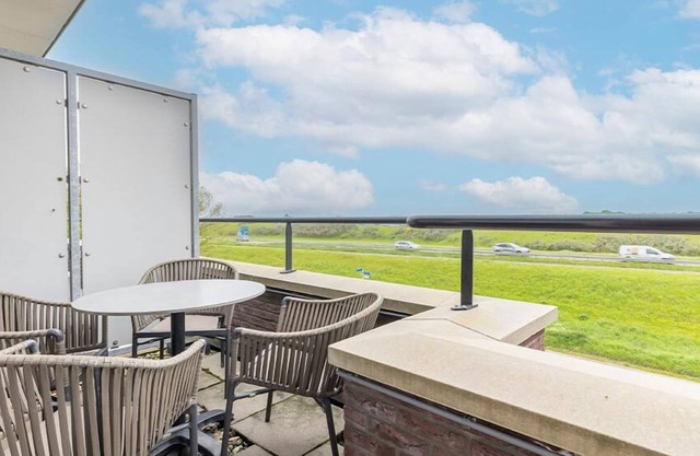 Indulge & Unwind in Soothing Retreat w/Spa & Pool Access Near Beach