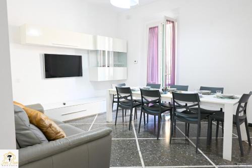 Inn Pisa Rentals 2- Starlight Central Flat