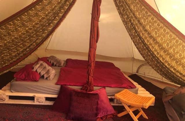 Into the Green Glamping - Oak