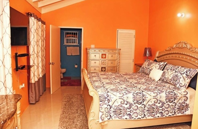 Irie Smart Villa, 3-bedrooms, 3- bathrooms in Stonebrook Manor Trelawny Jamaica