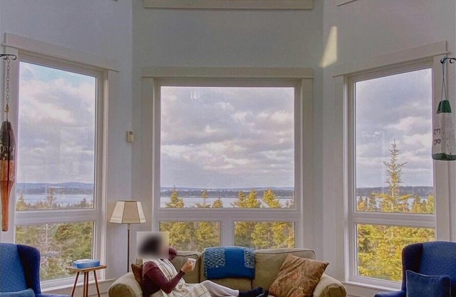 Island House Above Trees! 360° Oceanview, 4BR, Car-Accessible, Near Lunenburg