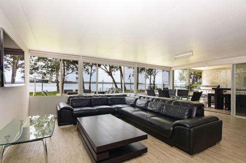 Island Point Paradise