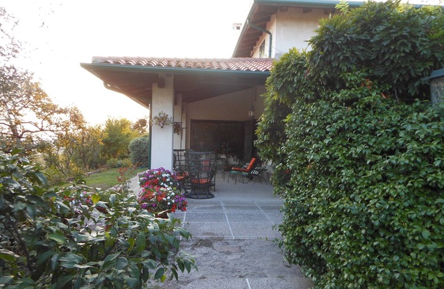 Delightful Villa in the Hills with Pool and Panoramic Views