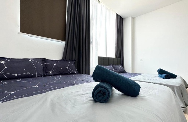 ITCC Manhattan by StayIn 5pax