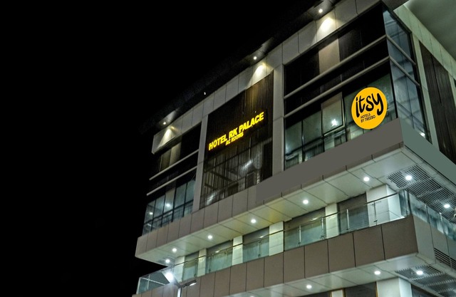 Itsy Hotels Rk Palace