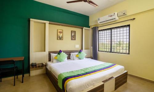 Itsy Hotels Vijaya Residency