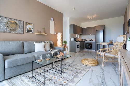 Ivory 1-BR Apartment in Aradipou