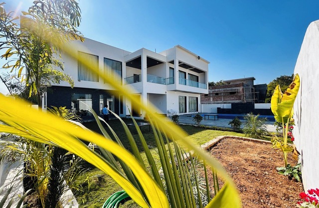 Ivy House by Ebony Stays – Luxury 4BHK Villa in Udaipur with Private Pool