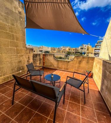 Iz-Ziffa Penthouse - Hosted by Encanto Gozo
