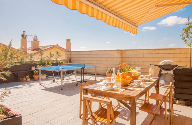 Izargi rural house with large terrace