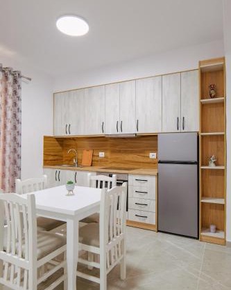 J&M Luxury Apartments Saranda 2