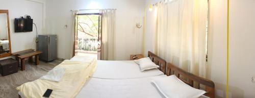 Jacinta's - By the beach - Cruz's place