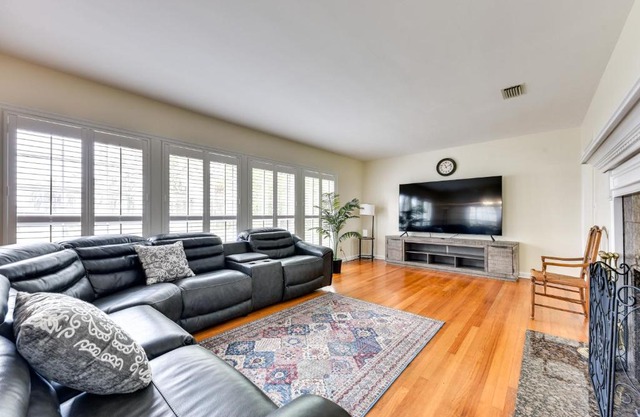 Jacksonville Vacation Home with Trout River Access