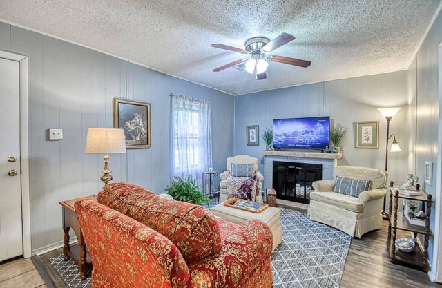 Jacobs Comfort.close to all things OKC Metro