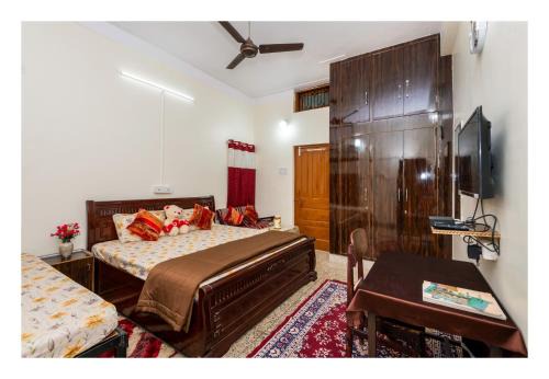 Jaiswal Homestay 2BHK Holiday Home-parking-kitchen-Wi-Fi & 24 hour Hot water