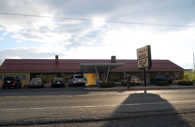 Janey Lynn Motel