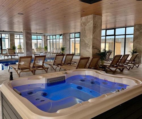 Japandi - Odyssey Pool & Spa Resort