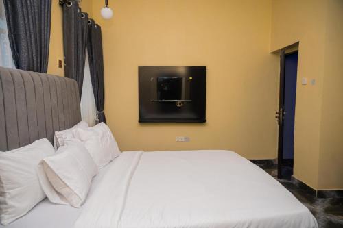 Jasabi s Court Apartments