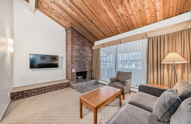 Jasper Inn & Suites by INNhotels