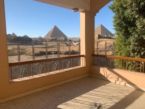 JAZ Pyramids