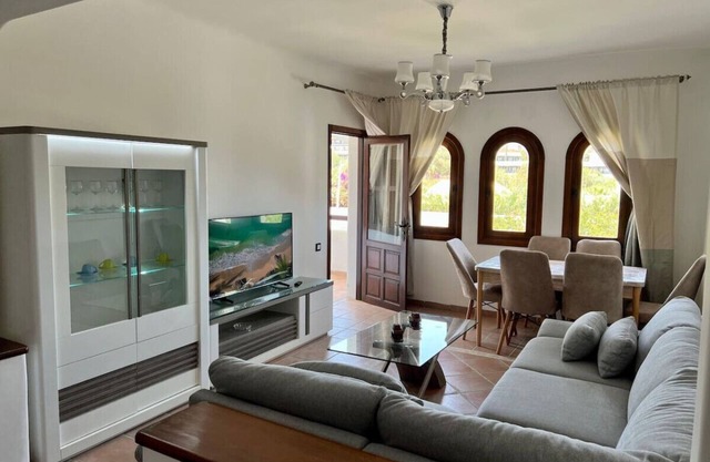 JB8 - Deluxe apartment with terrace