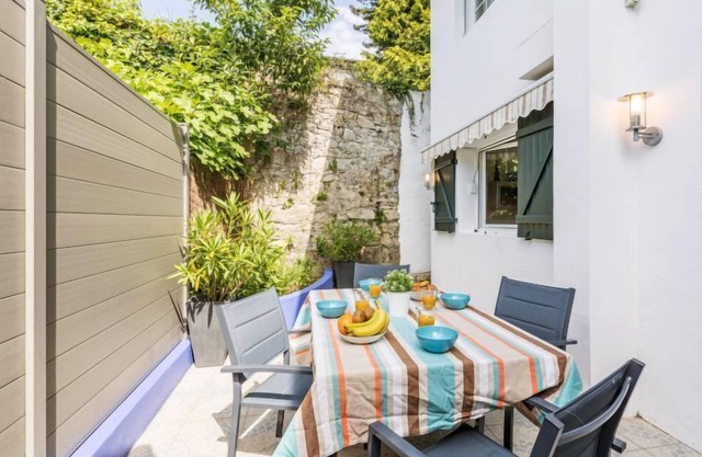 Jean Jaurès by Interhome